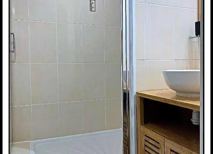 Cabourg, Plain Pied Avec Terrasse Acces Direct A La Cabourg