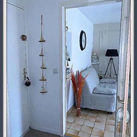 公寓 Cabourg, Plain Pied Avec Terrasse Acces Direct A La 卡布尔