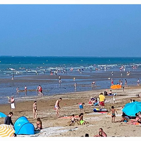 Cabourg, Plain Pied Avec Terrasse Acces Direct A La Apartman *