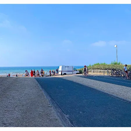 公寓 Cabourg, Plain Pied Avec Terrasse Acces Direct A La *