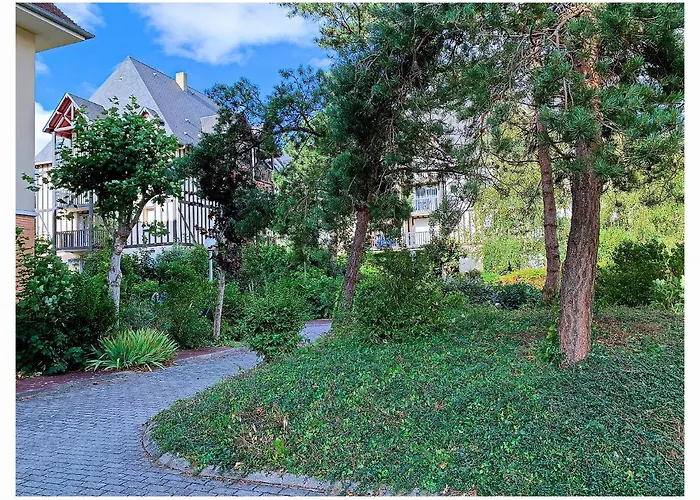 Cabourg, Plain Pied Avec Terrasse Acces Direct A La קאבורג